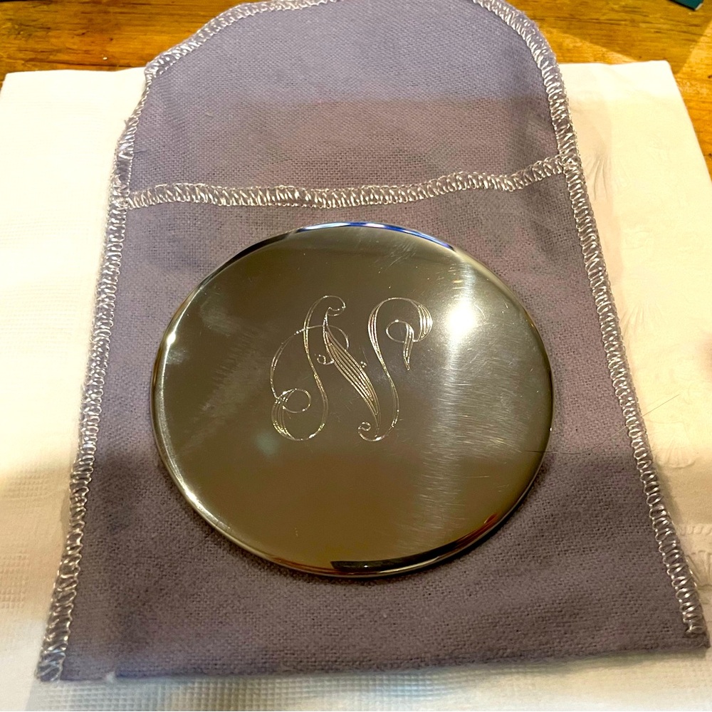 Inscribed Compact Mirror - Picture 3 of 5